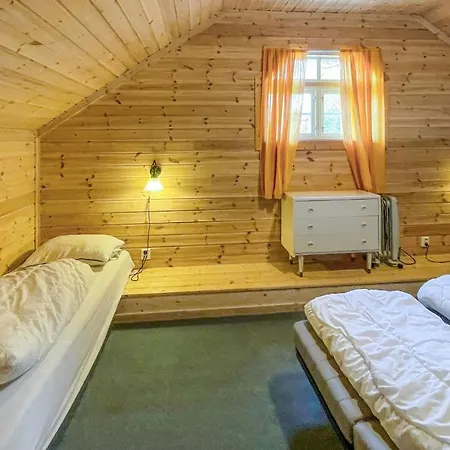 Tolles Haus Mit 2 Schlafzimmern In Grue Ferienhaus Svullrya